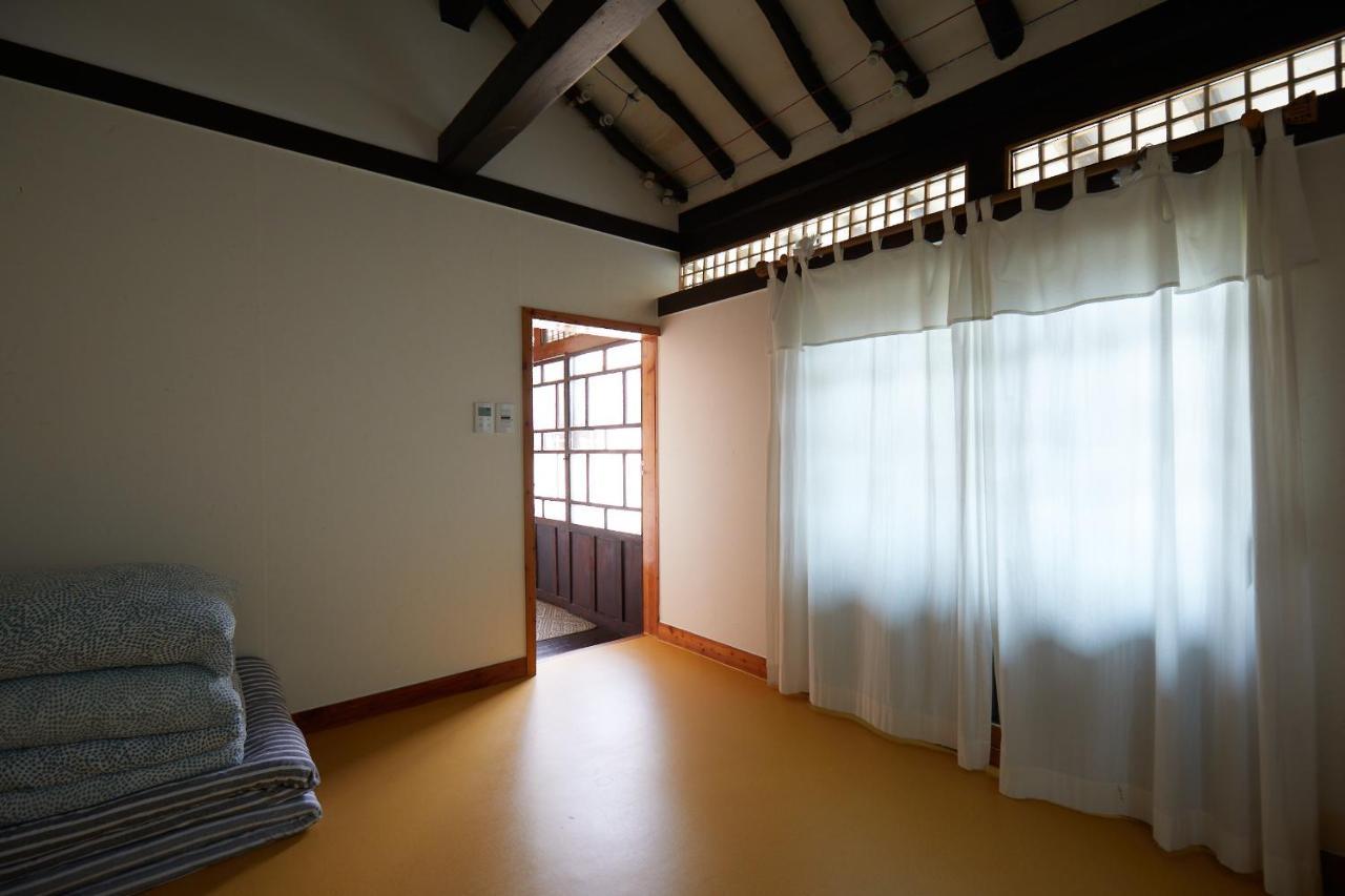 Bonghwangjae Hanok Guesthouse Kongdzsu Kültér fotó