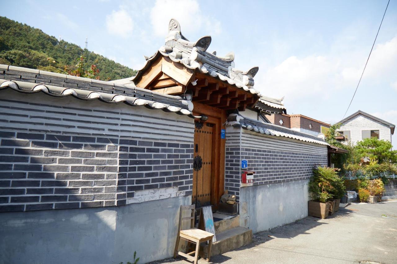 Bonghwangjae Hanok Guesthouse Kongdzsu Kültér fotó
